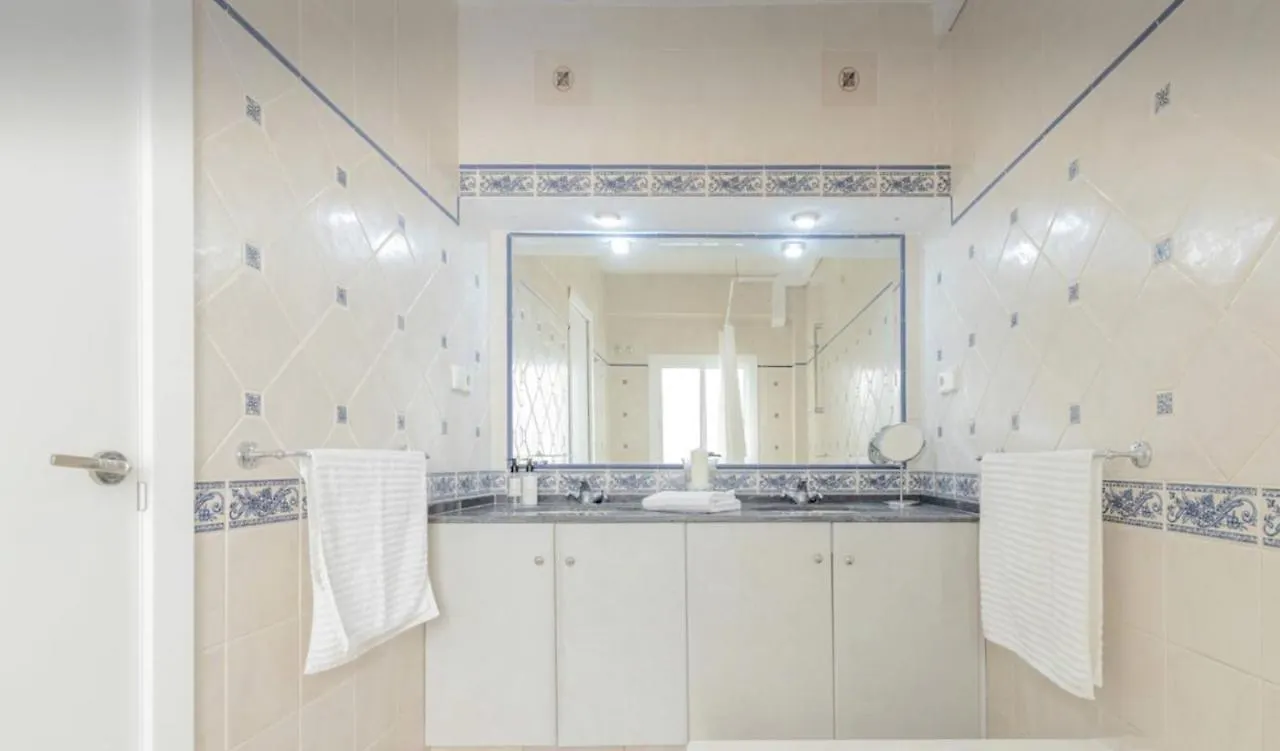 Pedregalejo Beach & City Premium 8Pax Malaga