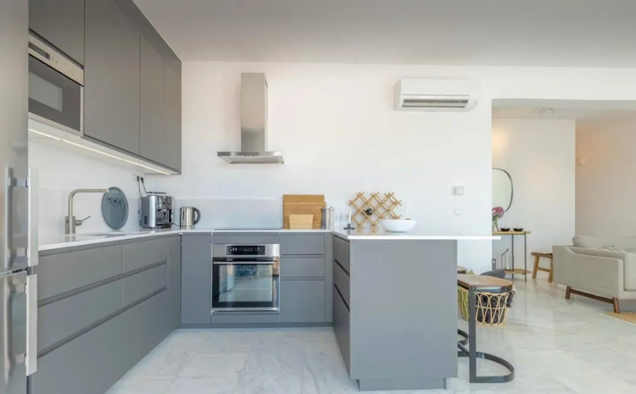 Pedregalejo Beach & City Premium 8Pax Malaga 0*,  Spain