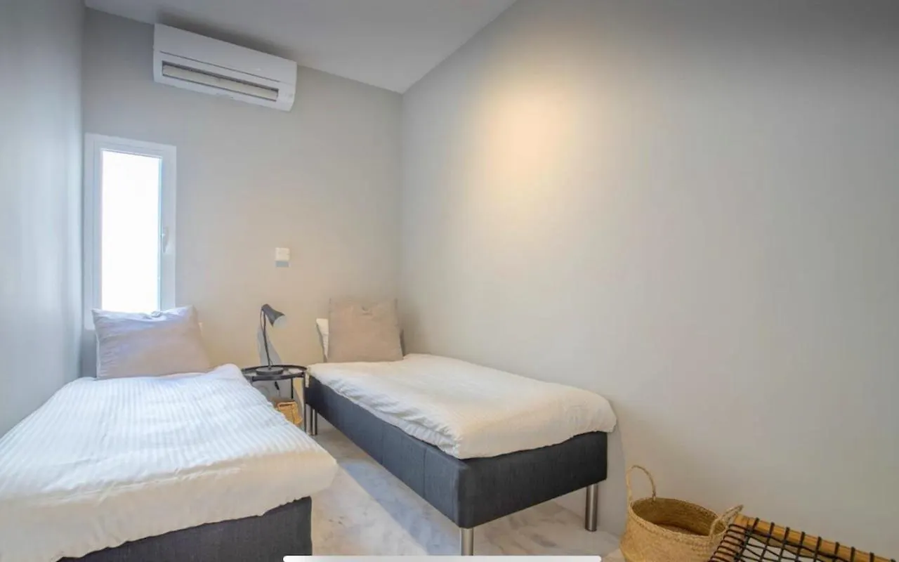 Pedregalejo Beach & City Premium 8Pax Malaga Apartment